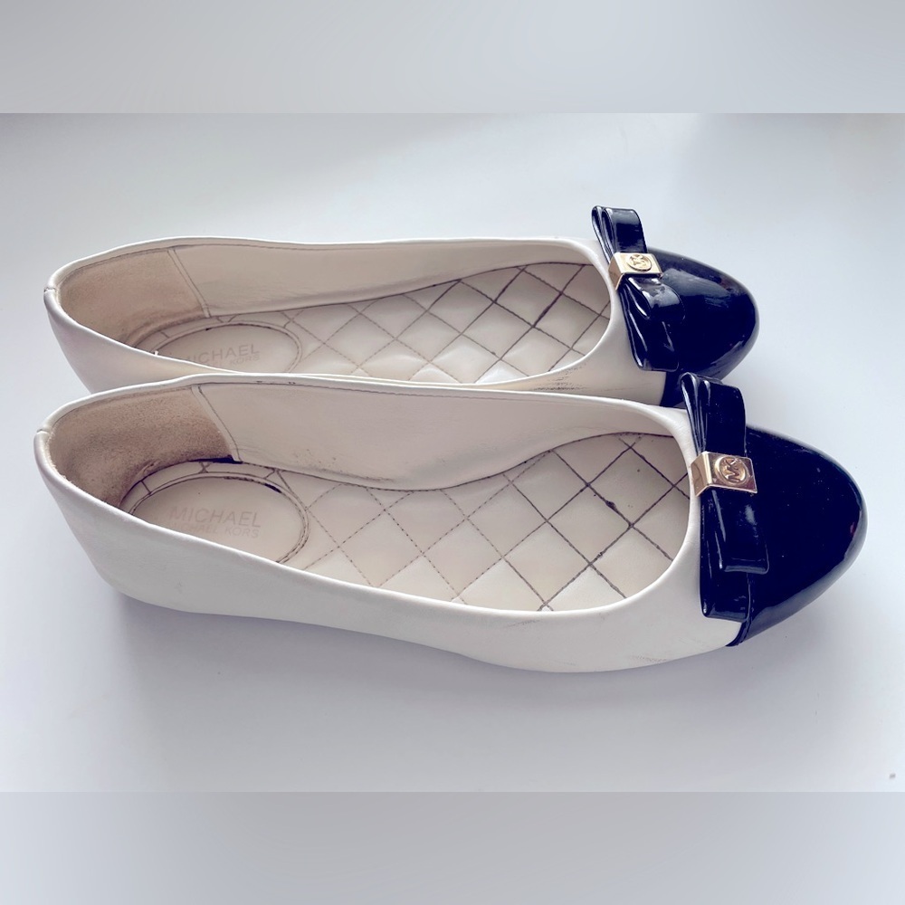 Michael Kors womens Sandals - size 7.5 - Picture 7 of 12